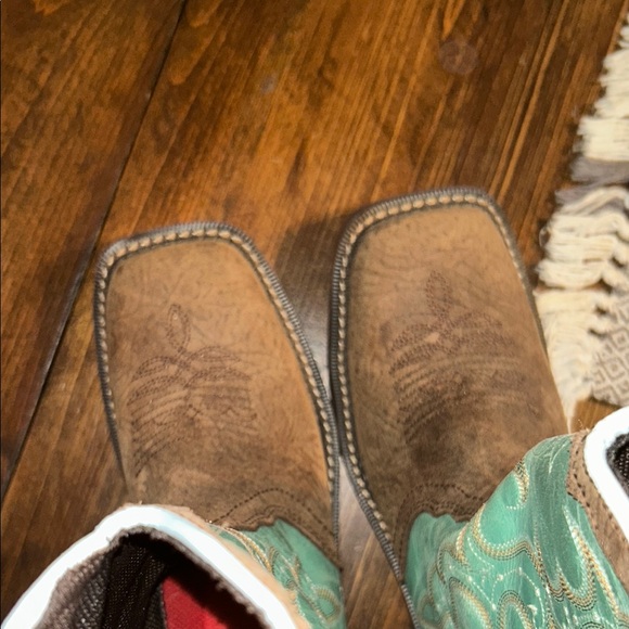Justin Boots Brown and Turquoise Heeled Boots - Picture 10 of 10